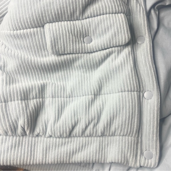 Madewell quilted puffer jacket. Size medium. Baby blue - Picture 5 of 6